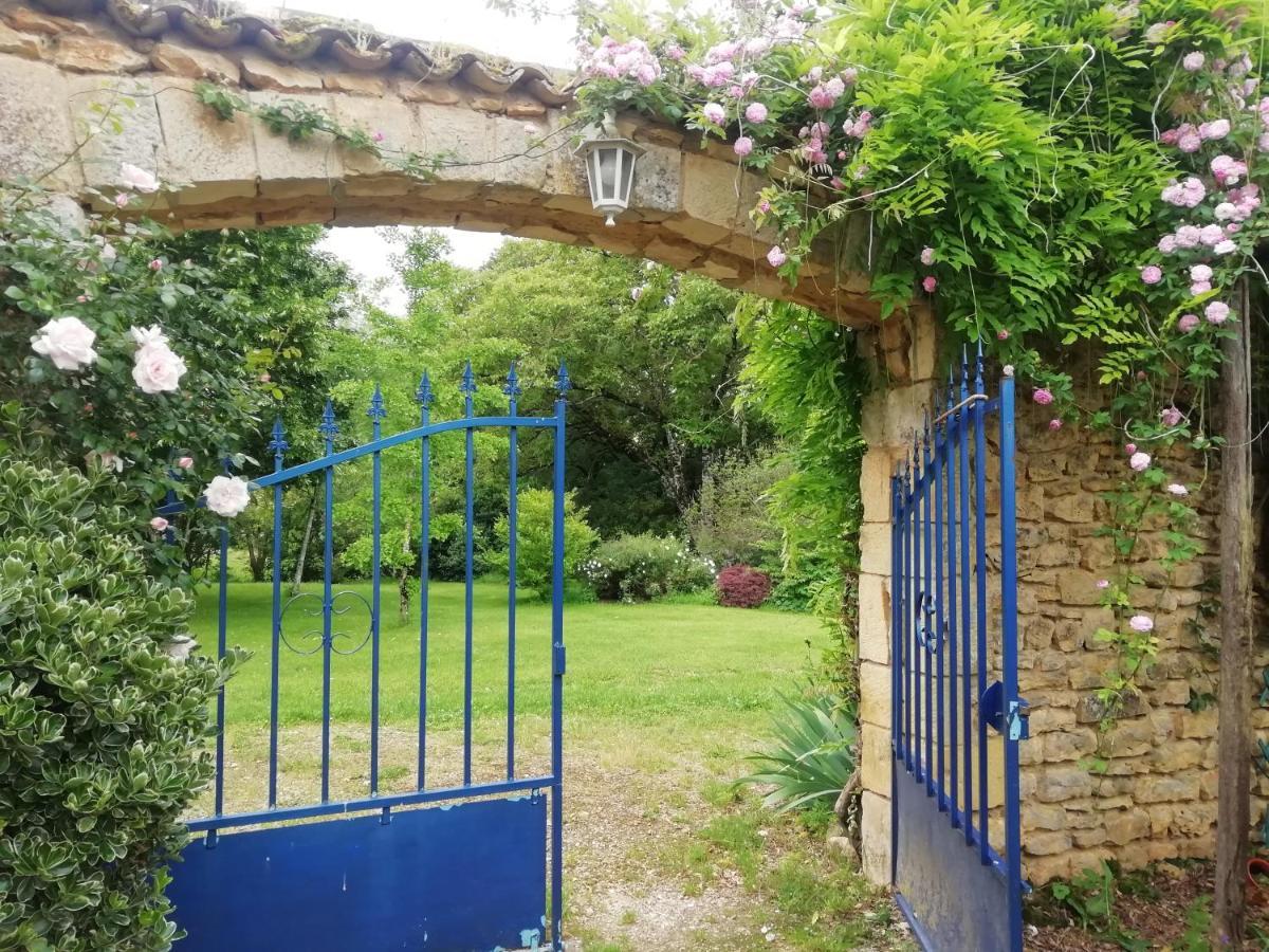 فندق La Borie Du Chevrier Sainte-Croix-de-Beaumont المظهر الخارجي الصورة